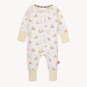 Magnetic Me Winnie the Pooh Pajamas 💛